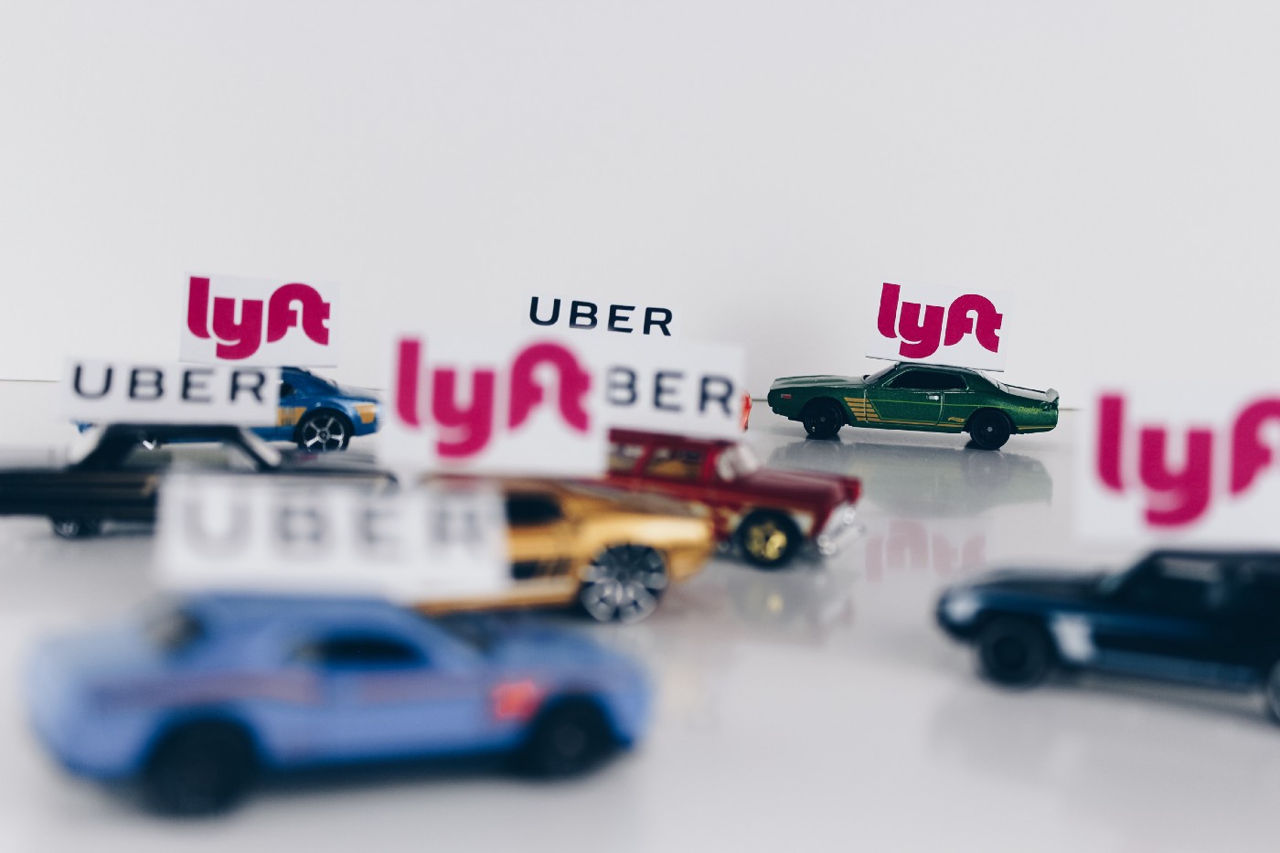 /blog/posts/2021/uber-gives-uk-drivers-minimum-wage-and-benefits/featured-image.jpg